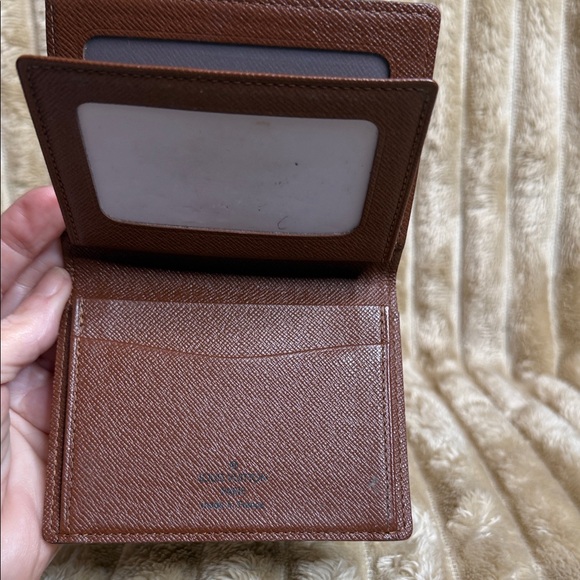 Louis Vuitton Brown and Gold Monogram Card Holder - Picture 3 of 8